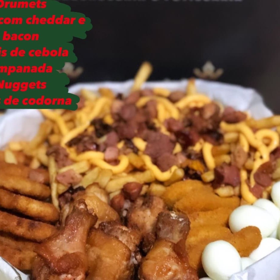 Drumets  Porção de batata com cheddar e bacon  Anéis de cebola empanada  Nuggets  Ovos de codorna