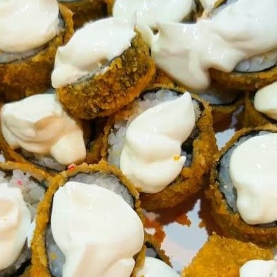 Alga arroz cream chesse kani empanado e frito cream chesse em