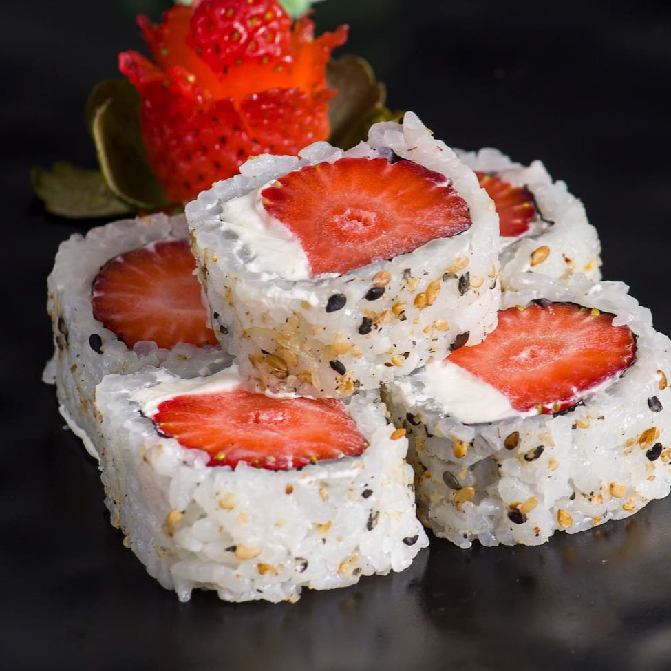 Arroz, morango e cream cheese