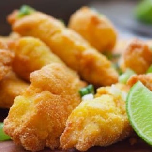 Isca de peixe selecionada com ,tempero da casa , frito na panko. 10 unidades