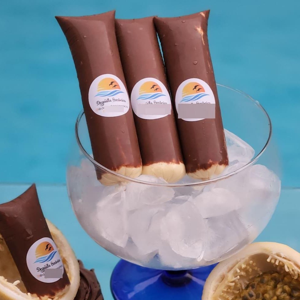 Além da base personalizada feita com o Maracujá da fruta ele vem com Nutella e deliciosos pedaços de chocolate.