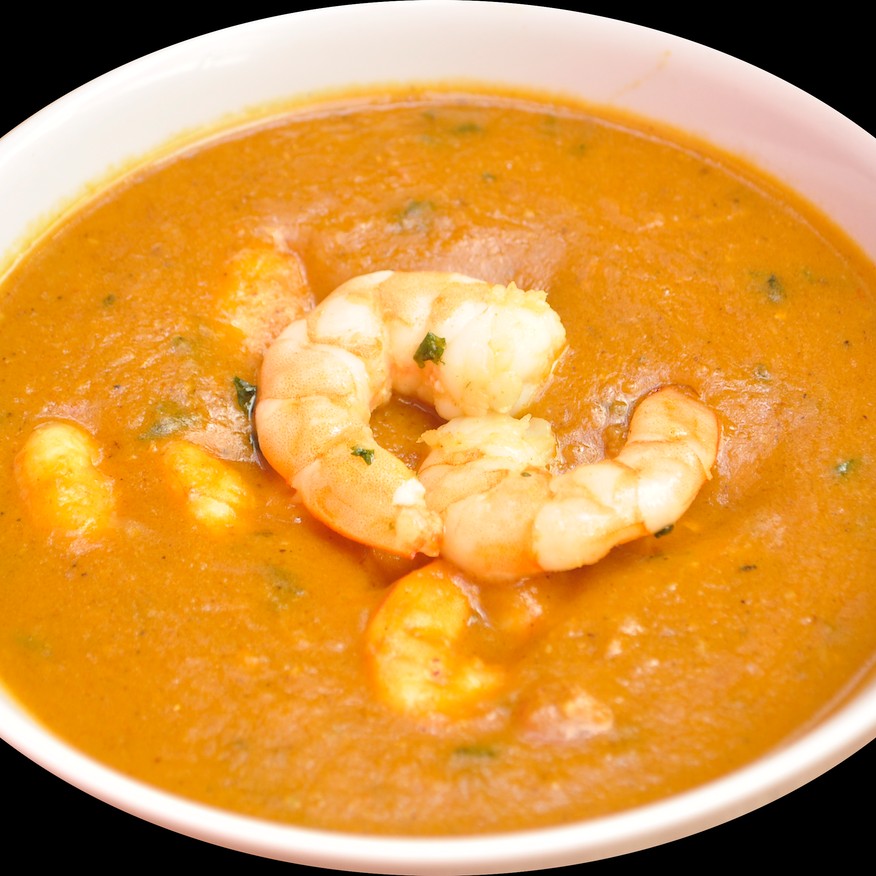 Deliciosos camarões cozidos ao molho cremoso de tomate e especiarias da chef deepali. Acompanha um Khameeri Naan Especial