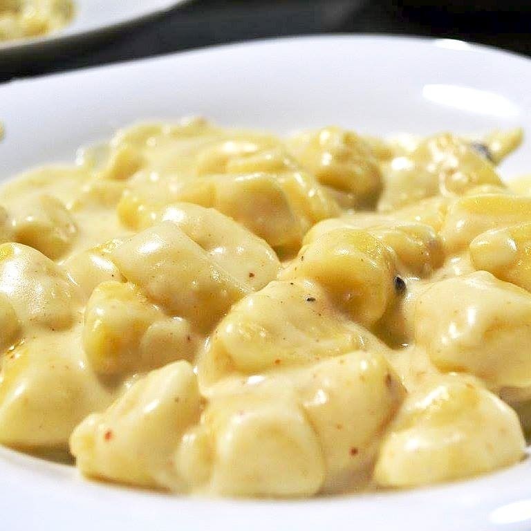 Uma combinação Perfeita numa base de molho branco com 50g de Provolone derretido 400g, 500g e 800g