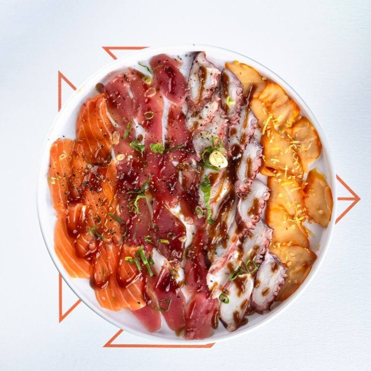 Carpaccio misto, carpaccio haddock  e carpaccio de salmão.