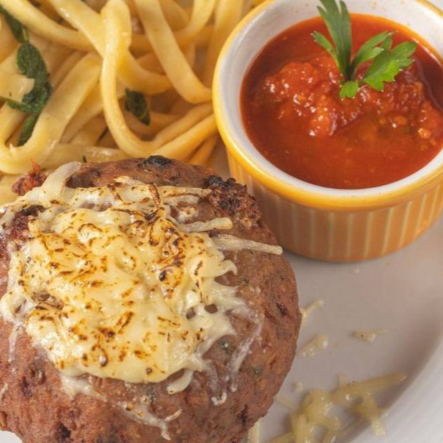 Informar caso queira molho sugo a parte.