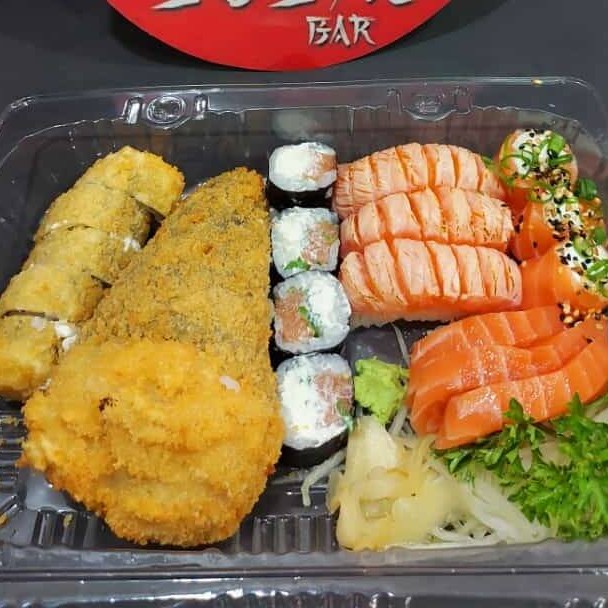 Mini combo 1! 1 Temaki Hot, 3 Hot, 3 Joll, 3 Sushi, 3 Sashimi, 3 Filadélfia