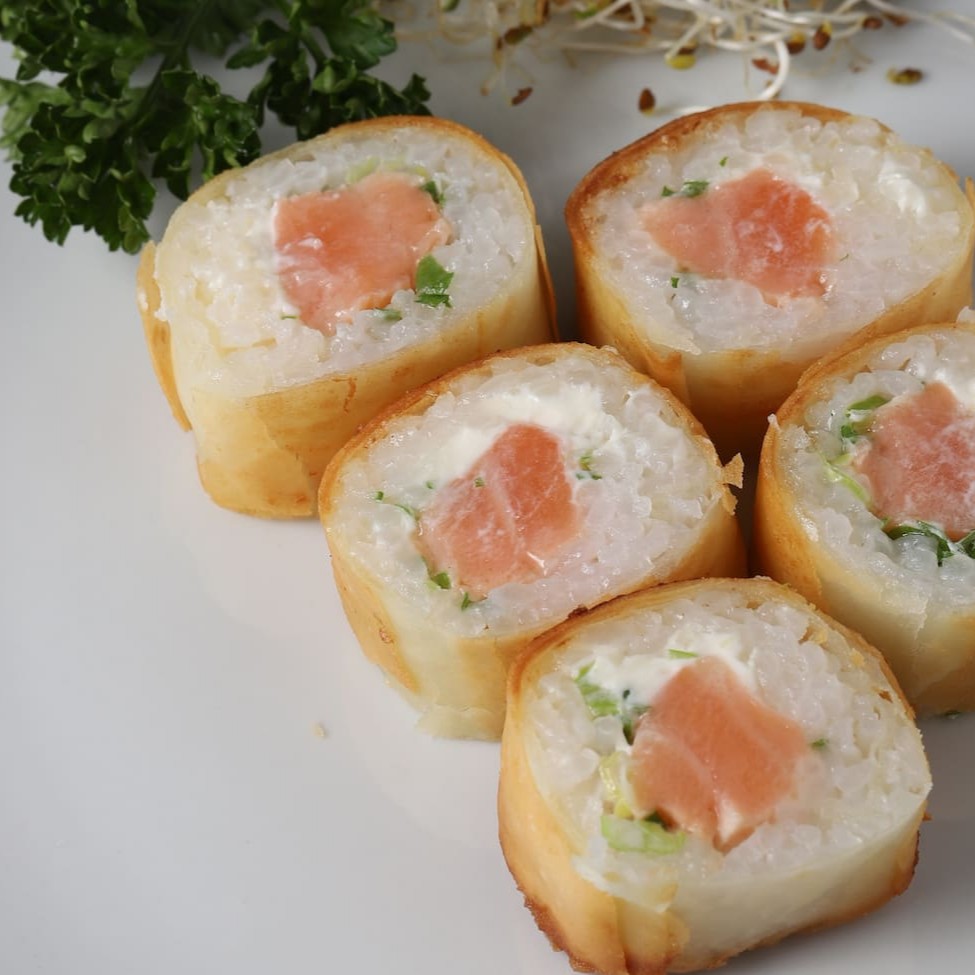 Hot roll a sua escolha na deliciosa massa fina e crocante.  Opções:  Eby haru hot (5 unid) Haru hot (5 unid) Haru hot atum (5 unid) Haru Hot especial (5 unid)