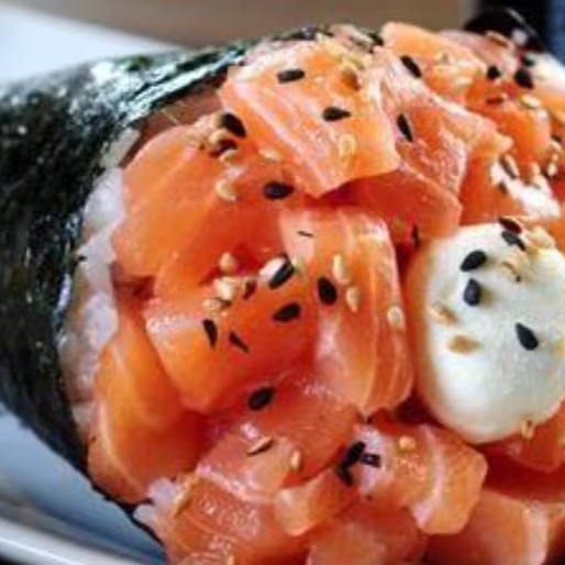 Salmão, arroz, alga, cream cheese, você vai Amar!