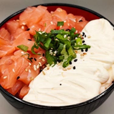 Arroz, Cream Cheese, Salmão, Cebolinha e Gergilim