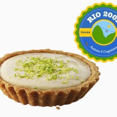 Desfrute de nossa deliciosa Tartellete de Limão de tamanho médio. Esta é uma obra-prima da confeitaria, onde a acidez do limão é habilmente equilibrada com a doçura de nossa massa crocante. Cada mordida é uma explosão de sabores citrinos que irão deleitar seu paladar. Ideal para quem ama doces com um toque de frescor. Uma verdadeira delícia que pertence à categoria de Doces da Confeitaria.