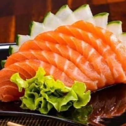 Fatias selecionadas de salmão 10 unidades