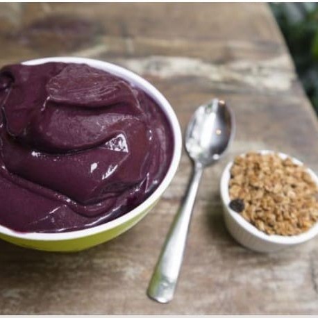 Sinta-se a vontade para escolher o seu sabor, podendo misturar açaí com sorvete.  ( As Guloseimas E Coberturas Vão Junto Com O Açai / Sorvete E Não Em Potes Separados )