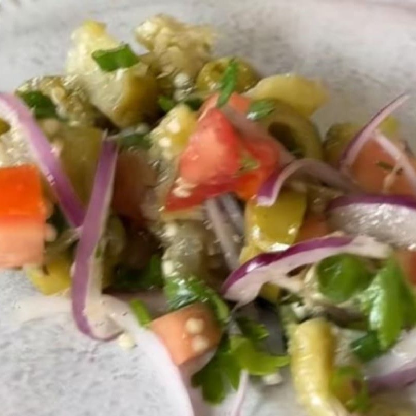 Gilo, cebola , tomate, azeitona,cheiro verde,