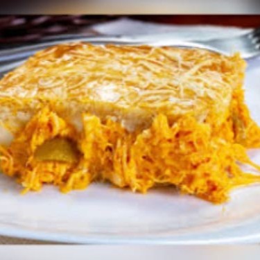 Marmitinha contendo 1 pedaço de Empadão de frango