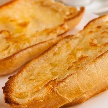 Pão francês e manteiga