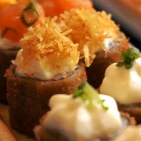 6 hotholl creme , 6 hotholl couve, 6 hotholl alho poró,6 hotholl com salmão batidinho,6 hotholl crisp de batata doce,6 hotholl geleia de pimenta, 6 hotholl de geleia de morango