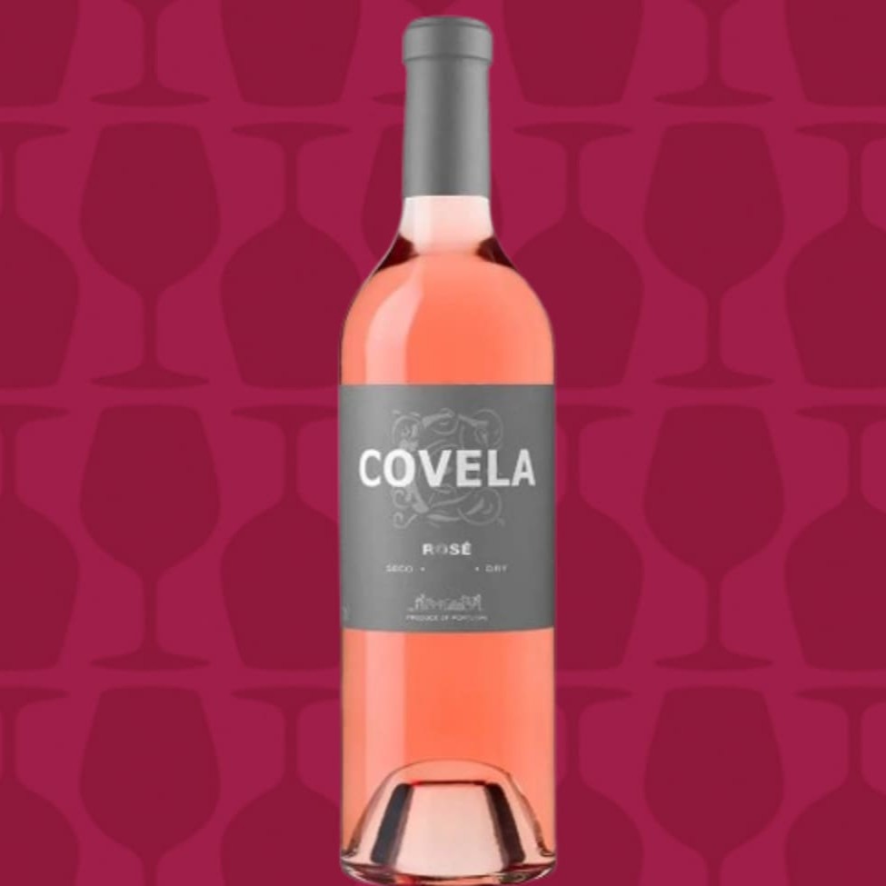 Cor rosa claro (salmão) e aroma intenso, floral e delicado, com notas de flor de laranjeira e violetas. No paladar é seco com uma acidez muito bem equilibrada. Cremoso, excelente aroma de boca, final longo e elegante.