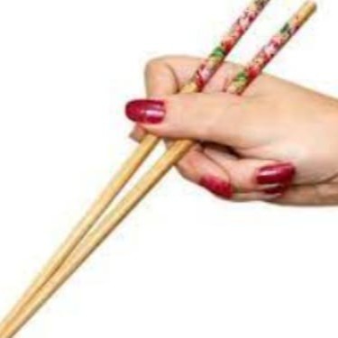 A quantidade pedida,mandamos de acordo com o tamanho do pedido.