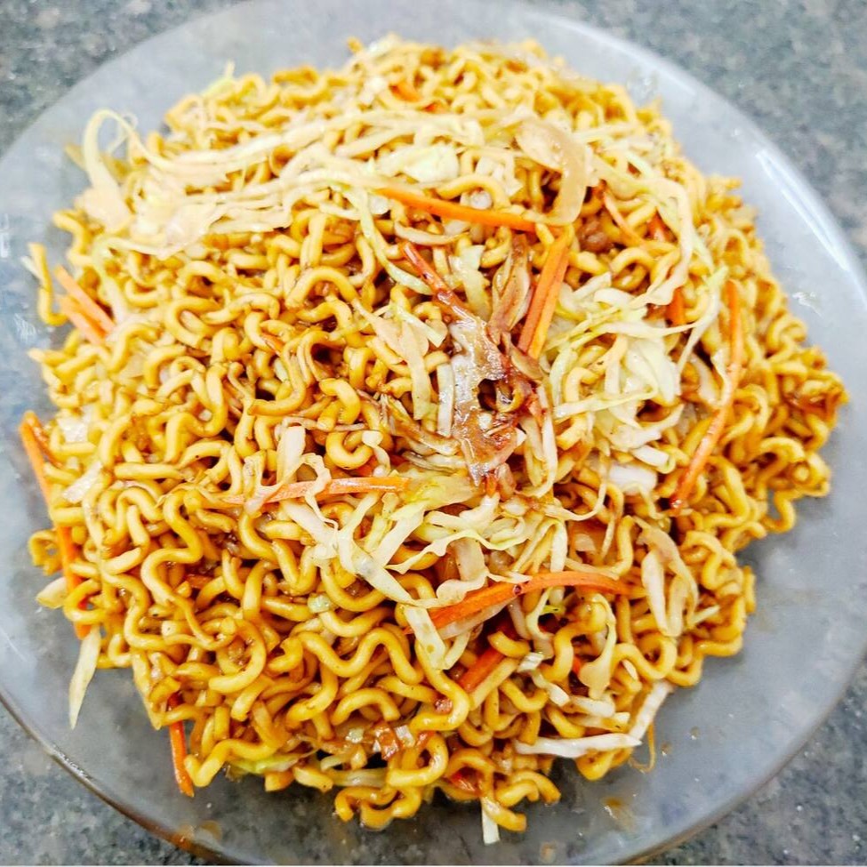 Repolho, Cenoura, Cebola, Cebolinha, Macarrao