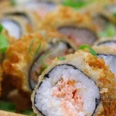 18 hot Philadelphia crocante.

Aproveite 18 peças de Hot Croc crocantes e quentinhas, recheadas com salmão fresco e cream cheese cremoso, empanadas e fritas na medida certa para garantir sabor e textura irresistíveis.

Promoção imperdível para você se deliciar com o melhor do sushi crocante!