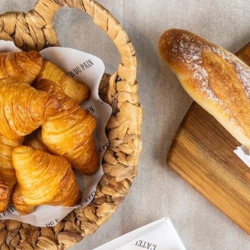 2 Pacotes de Mini Croissant (9 unidades) +  1 Baguete com 15% off