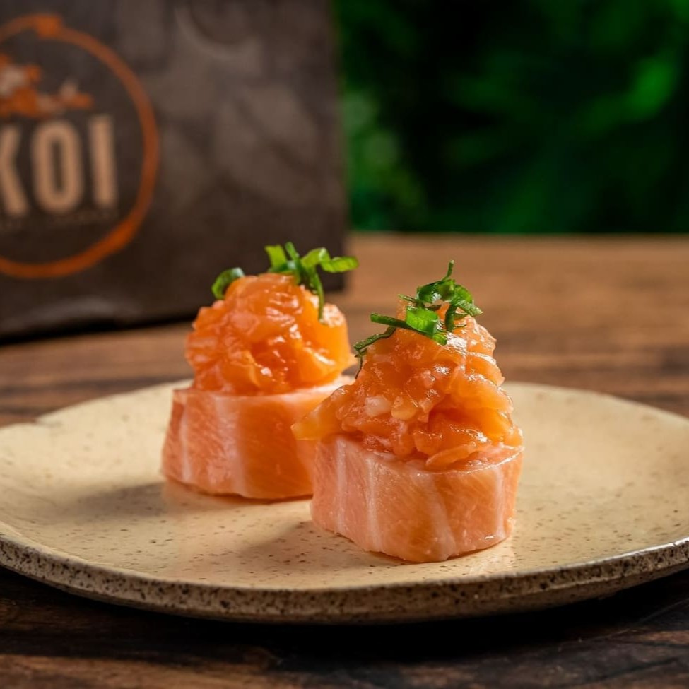 8 unidades    ----------tags------------- Sushi/japa/culinária japonesa/sushi em casa / promoções/makimonos/Philadelphia/filadélfia/hot filadélfia/ hot Philadelphia/sunomono/entre grátis/combinados/Carpaccio/cevite/sashimi de salmão/sushi por 1 real / promoção de hot/temaki/yakissoba