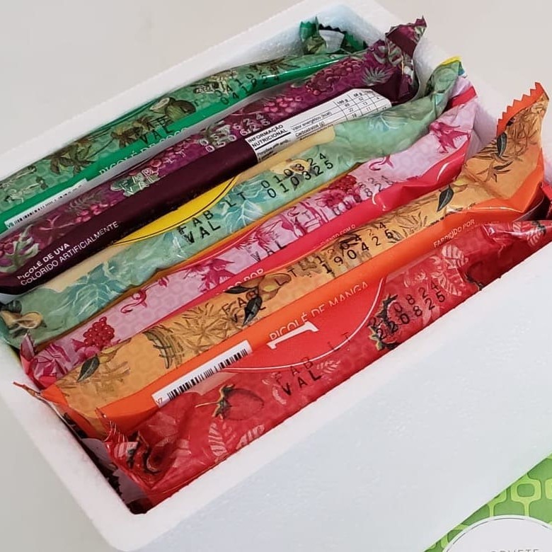 Isopor com 12 picolés Itália Tradicional