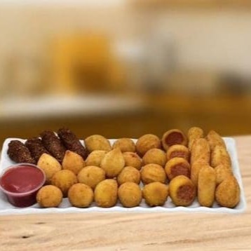 Serve até 7 pessoas  Escolha os sabores …