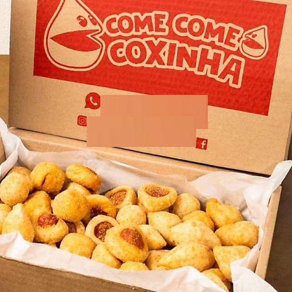 Os 50 salgadinhos são sortidos*** Sabores disponíveis do Dia: Coxinha Queijo Queijo com alho Calabresa  Presunto  Enroladinho de salsicha   -----tags-------- Grátis,frete grátis,entrega rápida,coxinha,desconto,oferta,salgadinhos,melhor preço, 4,99,promoção