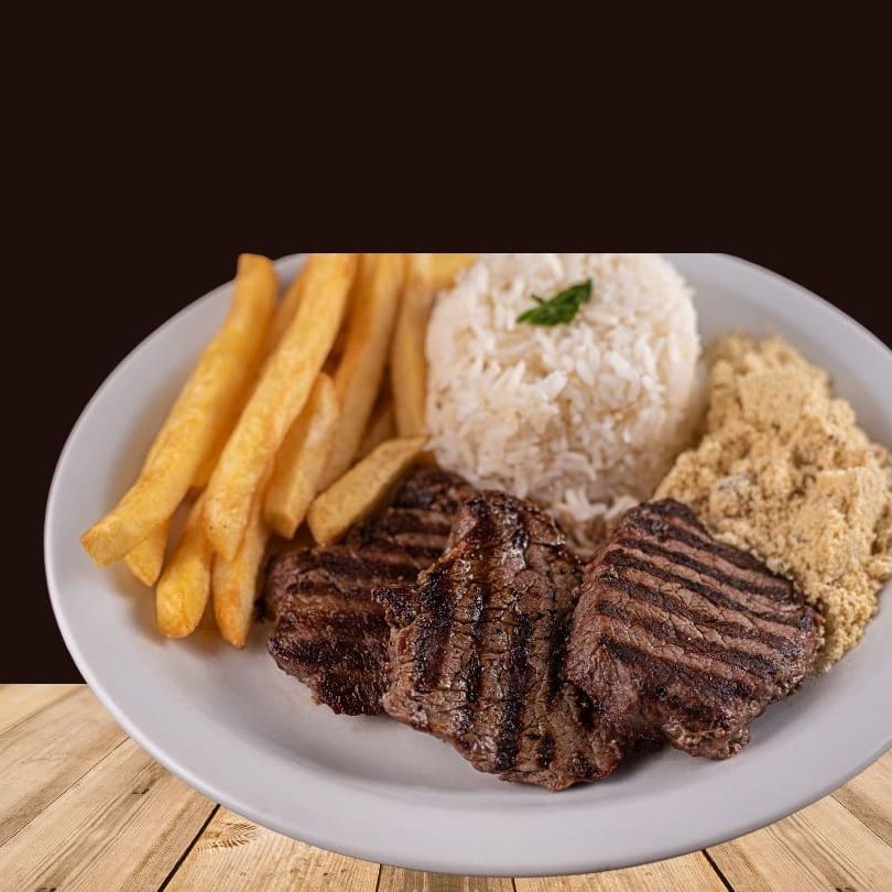 Arroz, feijão,  Alcatra, fritas e farofa.