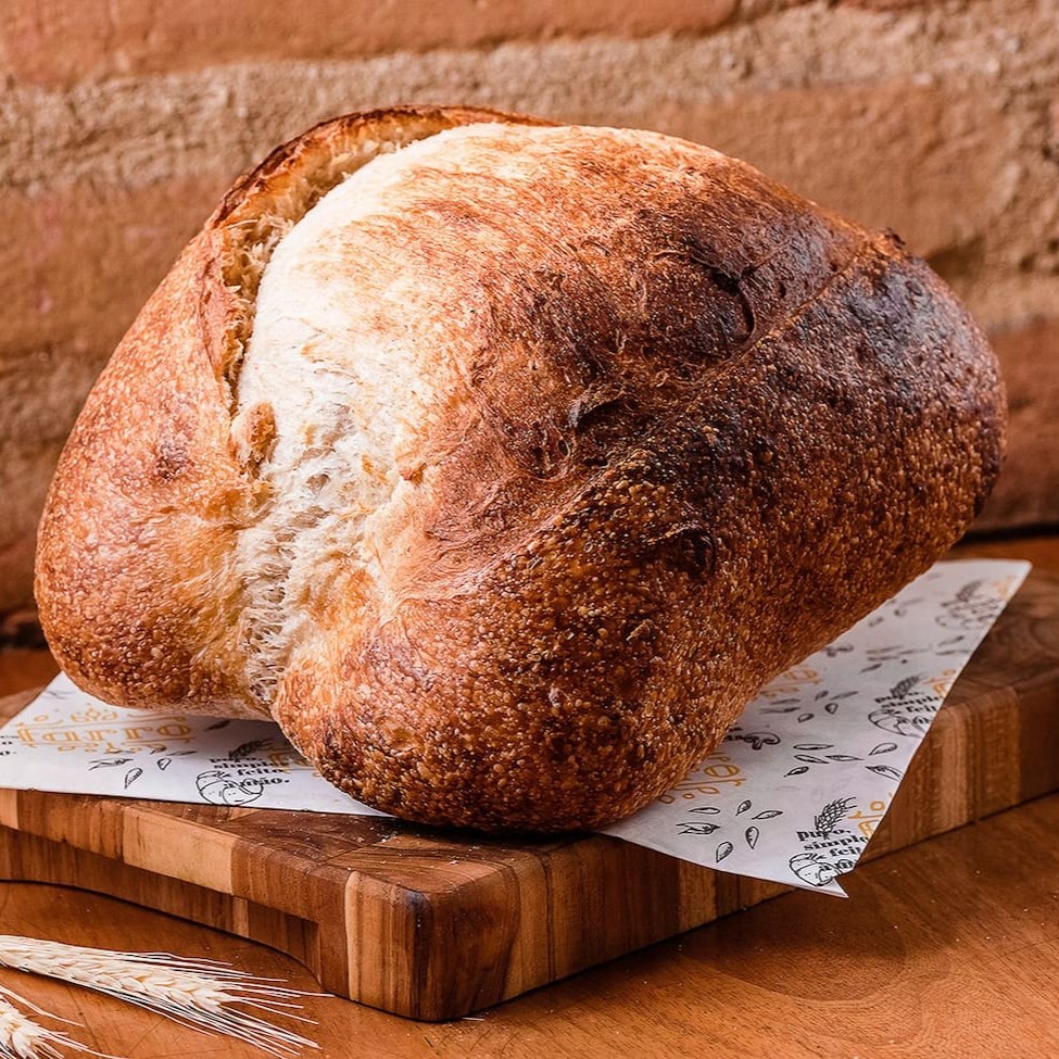 95% farinha branca, 5% de farinha de centeio, água e sal