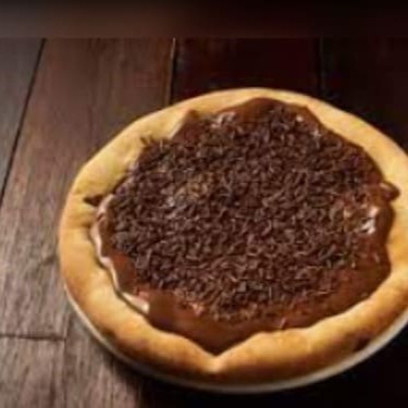 10 unidades de esfihas de chocolate cobertas com granulado