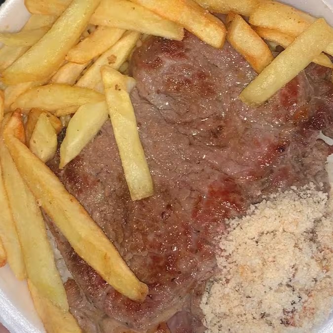 Bife de Alcatra Acebolado: Escolha Seus Acompanhamentos