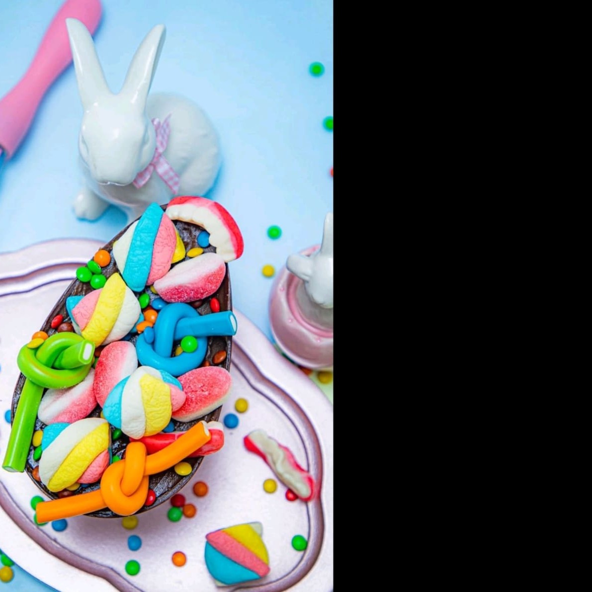 Casca de chocolate, brigadeiro cremoso e fine e Confete de enfeite