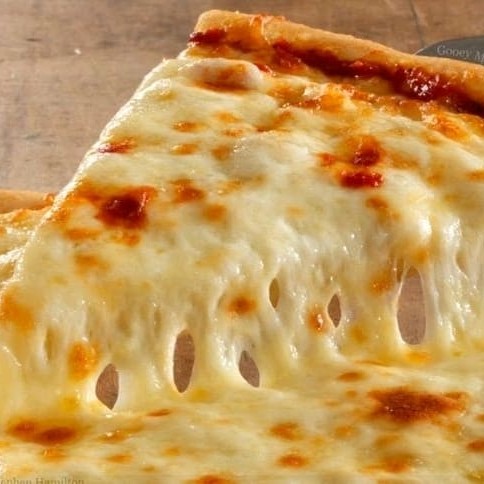 Molho De Tomate, Mussarela E Orégano.