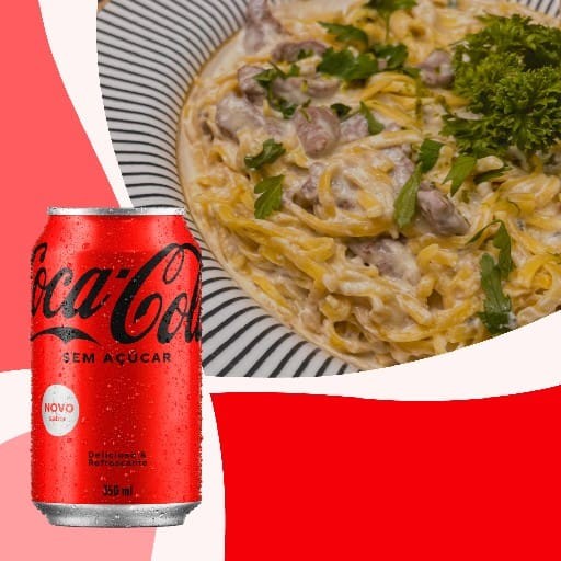 O 'Espaguete com iscas de filé mignon ao molho gorgonzola' é uma tentadora massa italiana, produzida artesanalmente. Este prato é composto por um delicioso espaguete fino, que se entrelaça harmoniosamente com suculentas iscas de filé mignon, cuidadosamente selecionadas e cozidas à perfeição. Tudo isso é banhado por um molho gorgonzola, famoso por seu sabor intenso e cremosidade inigualável. Este prato é um verdadeiro convite aos amantes de massas e queijos fortes, prometendo uma experiência gastronômica inesquecível. + Coca-Cola lata 350ml