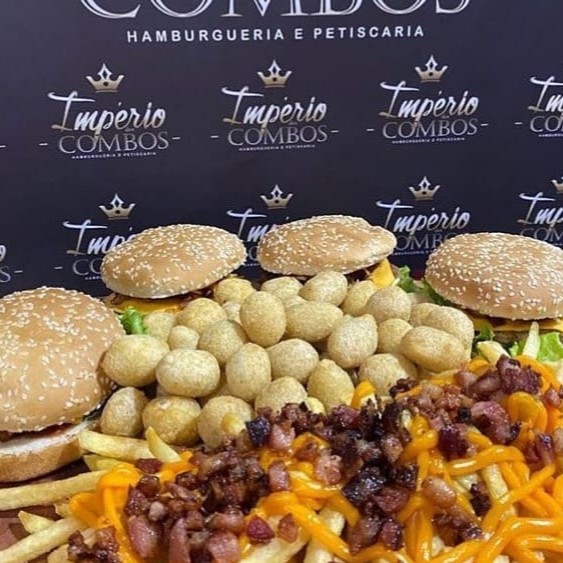 4 x-bacon porção de batata frita( cheedar e bacon) +  50 salgados