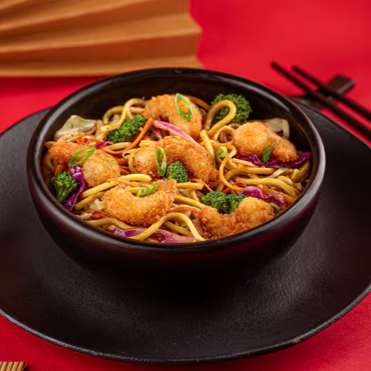 Escolha entre as opções: frango, carne, frango crocante, camarão e camarão crocante.