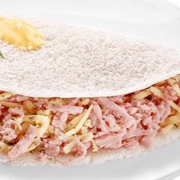 Tapioca de fabricação própria, super recheada com presunto sem capa ralado, mais 1 queijo e 5 acompanhamentos de sua preferência!  #acai #crepe #tapioca #salada #natural #fit #lowcarb #jardimcrepetapioca #lanche #francesa #crepesalgado #crepedoce #tapiocasalgada #tapiocadoce #Catupiry #frango #carneseca #costelabovina #camarão #salmão #salame #presunto #calabresa #peitodeperu #docedeleite #Nutella #romeuejulieta #chocolate #kinderbueno #Milka #nestle #lacta #pizza #hamburguer #artesanal