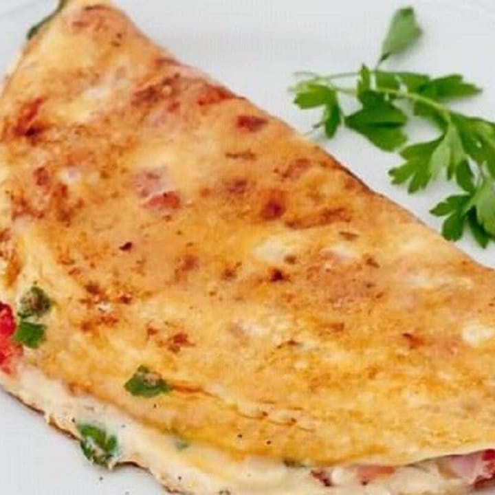 4 ovos + tomate + requeijao