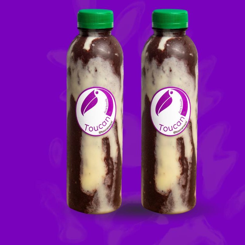 Açaí De Garrafa: A Opção Perfeita Para Se Refrescar E Recuperar A Energia!  *********Fabricação Própria******       Nossa Garrafa De Açaí Premium É Ideal Para Quem Quer Se Refrescar Ou Precisa De Mais Energia No Seu Dia, Ou Até Mesmo Para Repor As Energias Depois De Um Dia Ativo. E O Melhor: Vai Com Misturas Deliciosas Para Um Sabor Inigualável!  Na Nossa Promoção, Você Leva 2 Garrafas De Açaí (50