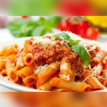 Penne ao Molho à Bolonhesa Tamanhos 400g, 500g e 750g