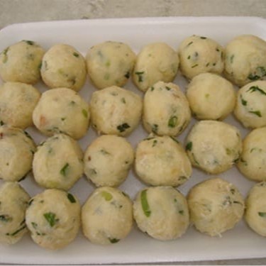 Bolinho de Bacalhau congelado - 1kg  (Aproximadamente 1kg - in natura)