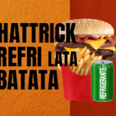 Alface, maionese, tomate, 3 Hamburgueres, 3 fatias de queijo, calabresa, bacon, molho especial. 1 Batata Pequena 1 Refrigerante lata (Imagem meramente ilustrativa)