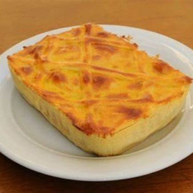 Delicioso empadão especial preparado com os melhores ingredientes. Aproveite!