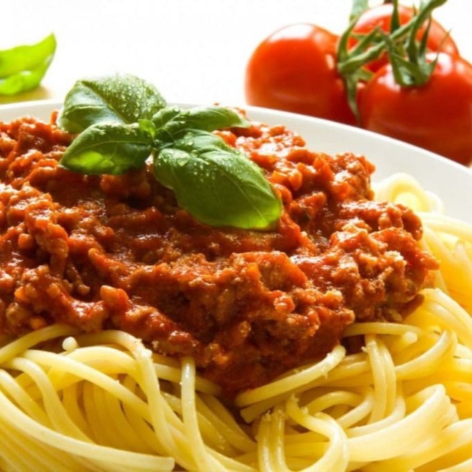 Spaghetti ao Molho à Bolonhesa Tamanhos 400g, 500g e 750g