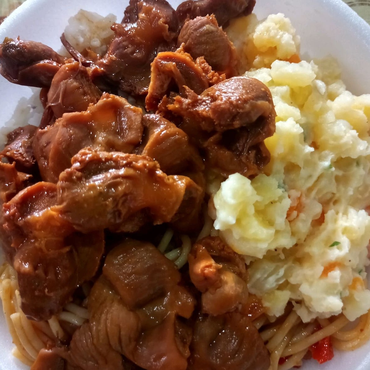 Feijão, arroz, macarrão