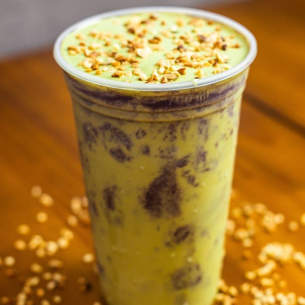 500ml ou 700ml com complementos e coberturas para saborear seu açaí.