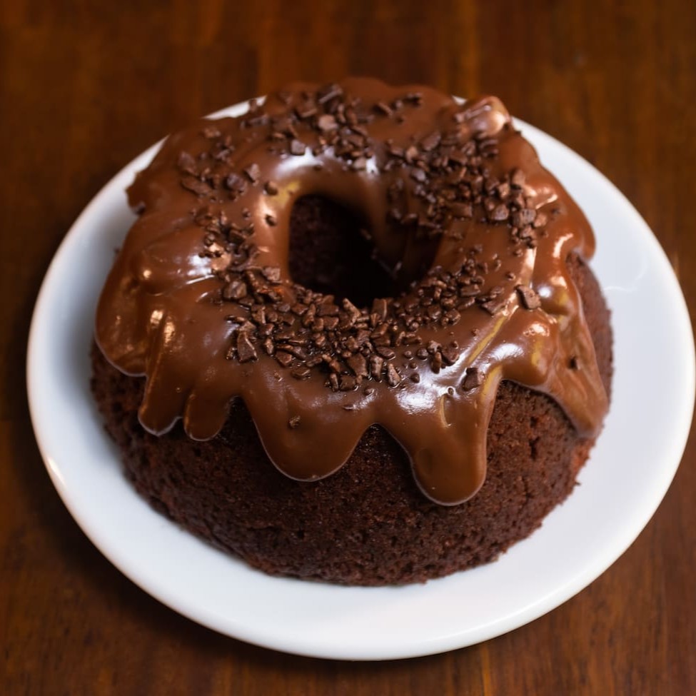 Massa chocolate e cobertura de chocolate