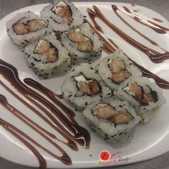 Enrolado de camarão empanado.